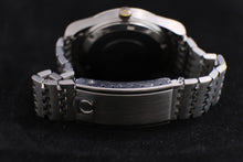 Load image into Gallery viewer, Omega Geneve
