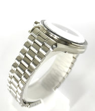 Load image into Gallery viewer, Omega Speedmaster Apollo XI
